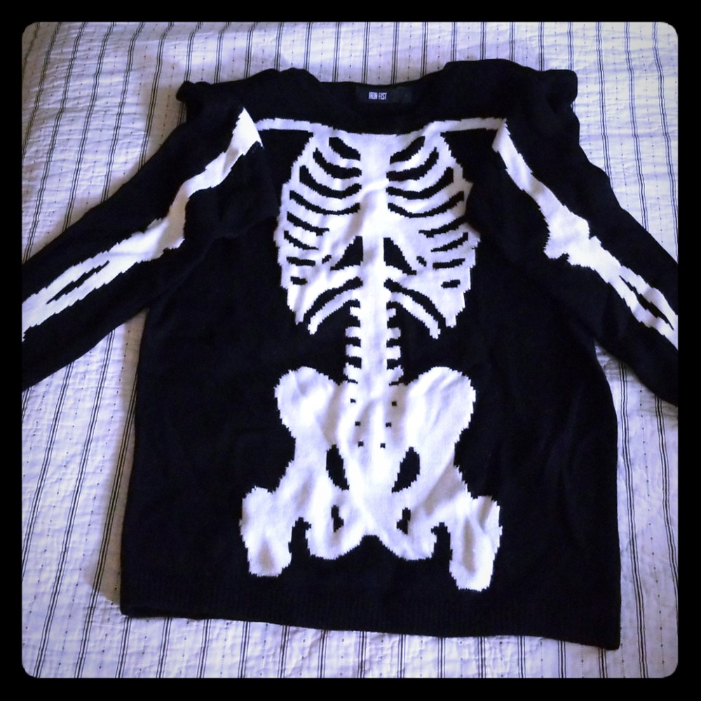 Iron Fist Skeleton Sweater
